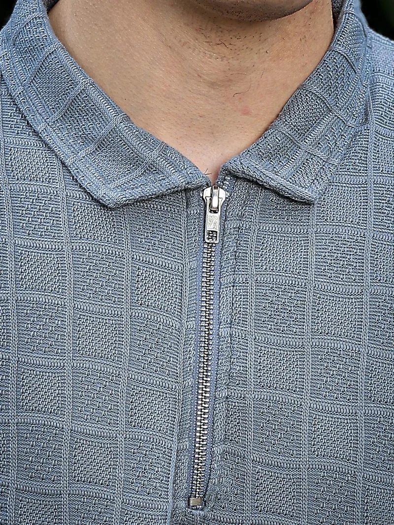 مانياك Maniac Mens Printed High Neck Half Sleeve Cream and Black Cotton T-Shirt